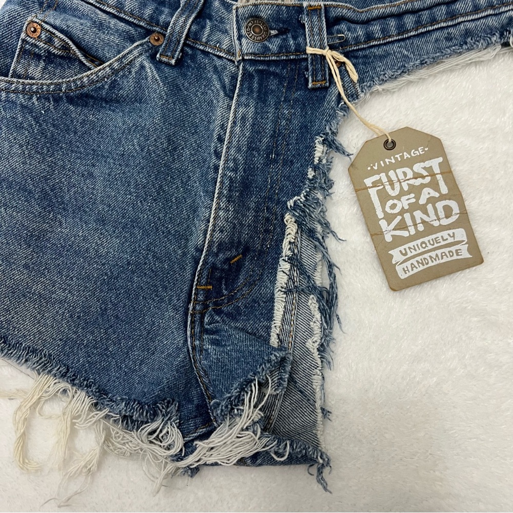 Furst of a Kind Upcycled Orange Tab Vintage Levi’s One Leg Denim Cutoffs Size S - Picture 5 of 12